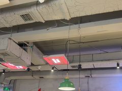 -佰人王串串香火锅(洋珠巷店)
