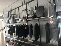 -宁波宝信宝马4S店(江北日湖店)