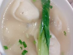 龙抄手-茅庐毛血旺(临沂泰盛广场店)