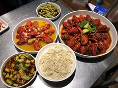 -龙巢盱眙龙虾·牛蛙·烧烤宵夜(八卦岭店)
