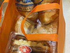 -白玉兰食品甜凤店(合生汇店)