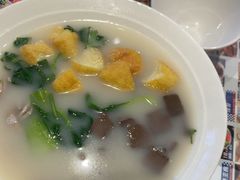 -大脸鸭记鸭血粉丝·小锅米线(水游城店)