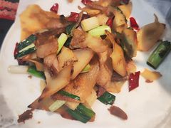 -在莲野·湖北民间菜·头牌松滋鸡(光谷步行街店)