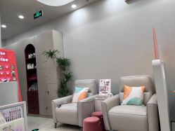 -进巍美甲美睫店