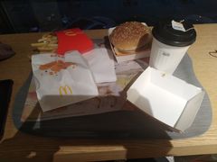 -麦当劳(安立路店)