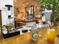 -Line 咖啡(石厦花园店)