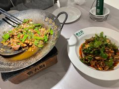 -费大厨辣椒炒肉(黄兴中心广场店)