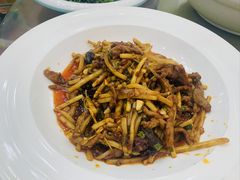 -椒香川流不息川菜馆(二七北路店)