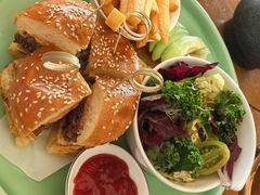 -瑰丽酒店·海吧·天际下午茶·现场DJ·天台酒吧