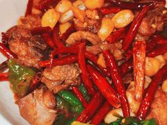 大理永平黄焖鸡配油煎面-泓0871臻选云南菜·味庄