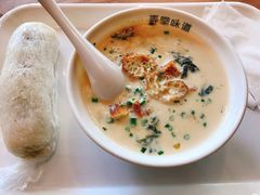 早餐组合-弄堂咪道-饭香·面香·馄饨香(钦州北路田尚坊店)