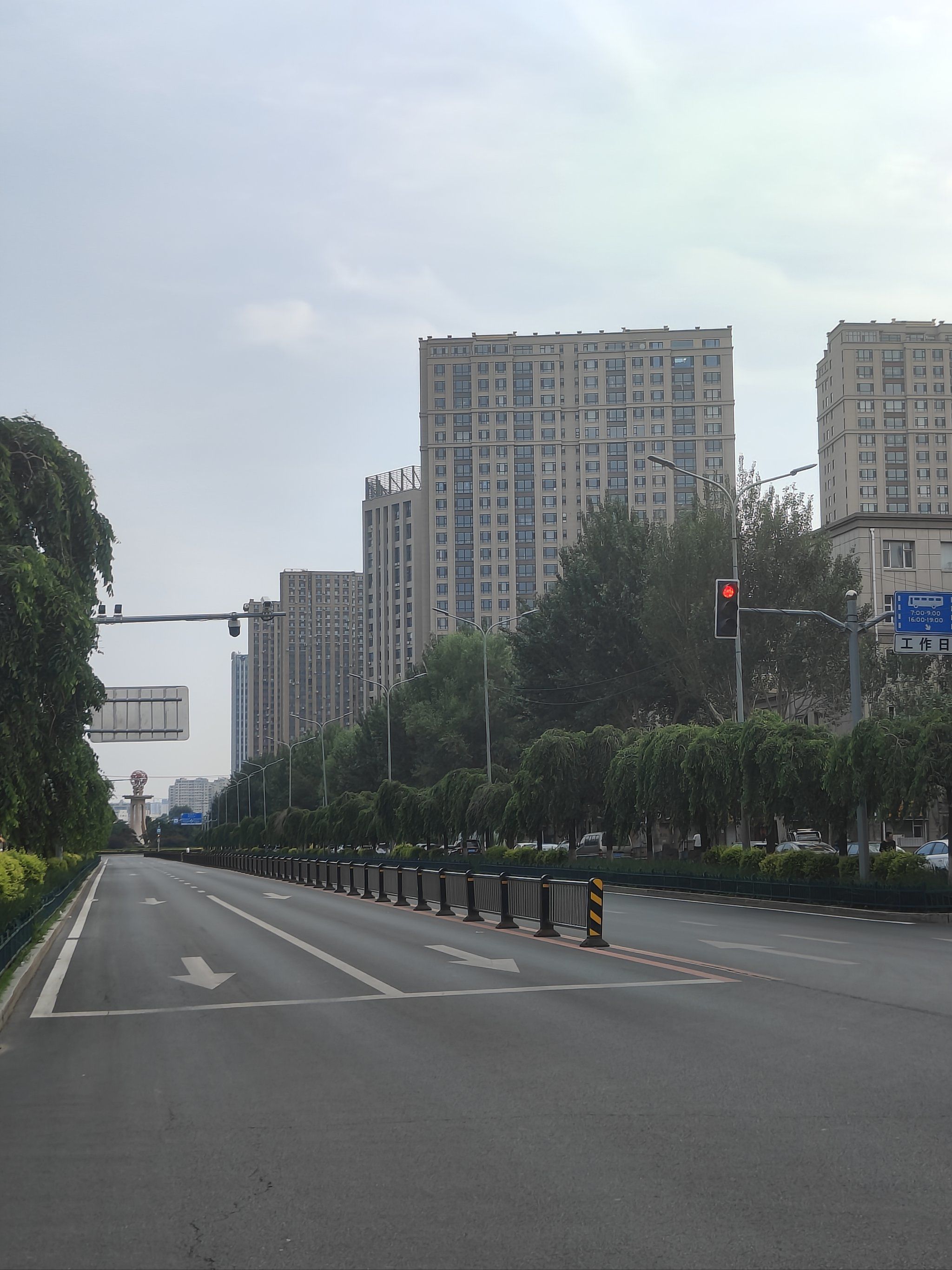 6点半的正阳街还不堵车