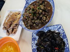 -七的湖·晚芳亭·阳澄湖农家菜·大闸蟹(莲花岛店)