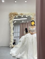 -LOVE SHINE婚纱·红鼎庄龙凤褂·妈妈装定制