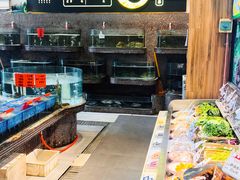 -黄泥岗·地道湖北菜(奥特莱斯店)