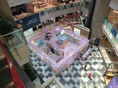 -上海来福士广场