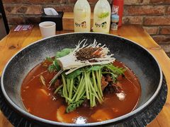 -喇喇排骨火锅·传统韩式脊骨汤(望京西园总店)