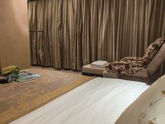 -武汉汉口火车站东方建国大酒店