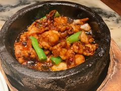 石锅杭椒牛蛙-虫二酒肆(美罗城店)