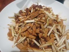 -七百岁羊肉馆(环球港店)
