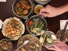 -Cuc Gach Quan Restaurant