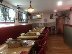-芳村榕树头叹佬鸡煲(体育西店)