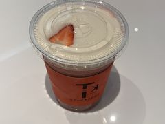 棉云琉璃草莓-他·她 TK Coffee