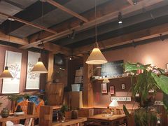 -巴卤社老火锅(财富店)