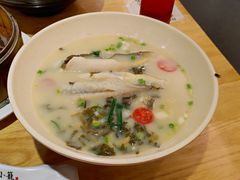 -玖鲜小笼(中山广场店)