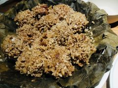 白洋淀荷叶糯米排骨-小放牛河北菜(长安万达店)
