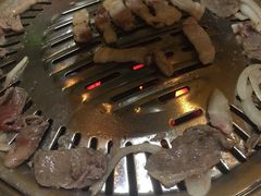 -牛信亭韩国料理·炭火烤肉(紫藤路店)