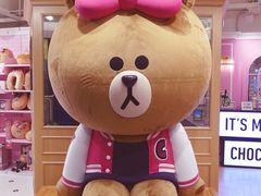 -LINE FRIENDS Garosu-gil Flagship Store