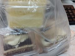 -红宝石·鲜奶小方·海派西点房(丰庄店)