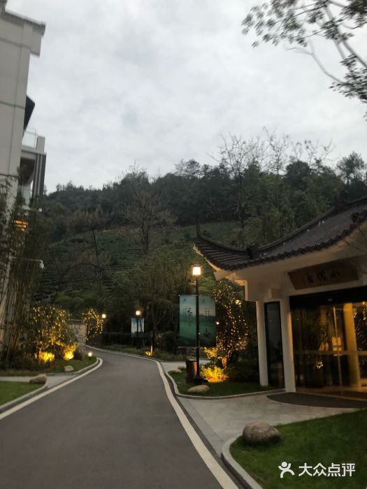 安吉涵田度假村·水榭居中餐厅白茶猪手图片