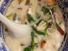 极品鱼头皇-山外山菜馆(玉泉路店)