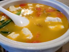 -湖泉水云间餐厅·弥勒地道菜(B座店)