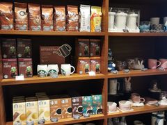 零售区-星巴克臻选(深圳华强北茂业店)