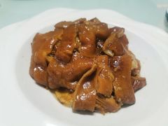 烙饼卷肘子-生活本该如此北京小馆(周庄嘉园店)