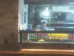 -亮亮面馆(经六路店)