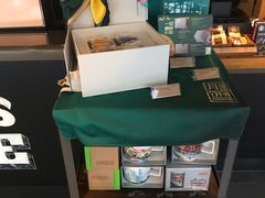 -星巴克(西藏路店)