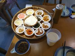 丝娃娃-包整·丝娃娃(一览甲秀楼风景店)