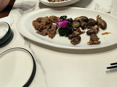 -梅利汴京烤鸭•开封豫菜地标店(东大街店)