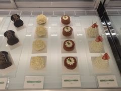 -潮一不贰·法式甜品·生日蛋糕·西式简餐(外滩店)