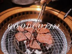 -山川小町·极番烧肉(新地假日广场店)