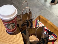 等位区-星巴克臻选(长沙运达中央广场店)