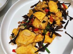 鸡纵菌鸡蛋炒年糕-狮王府淮扬菜(万象城店)