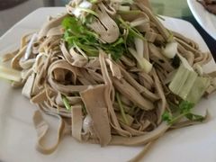 -溢心园香河肉饼总店