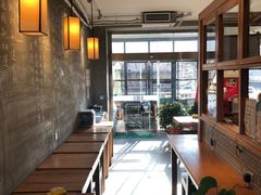大堂-一两饭川味素食餐厅