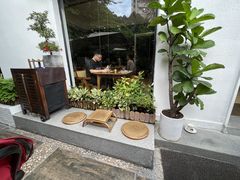 -Mark&Mars Restaurant