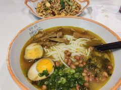 -大食代美食广场(上海中心店)